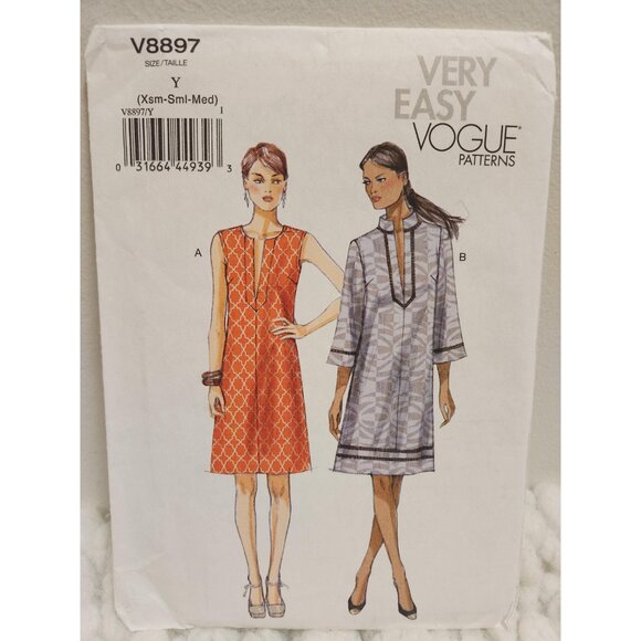 Vogue V8897 Sewing Pattern | Very Easy Loose Fit Pullover Dress - Picture 5 of 10